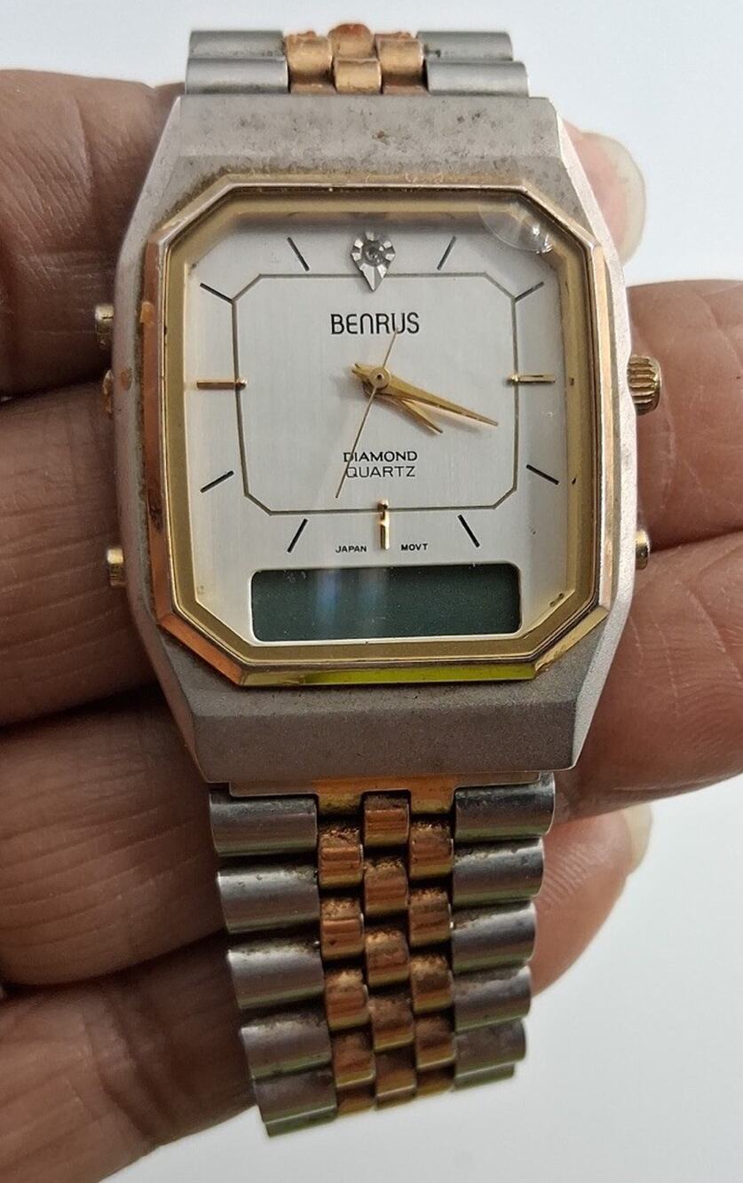 Vintage Benrus Ana-Digi Diamond Quartz Two Tone Mens Watch Octagon Bezel